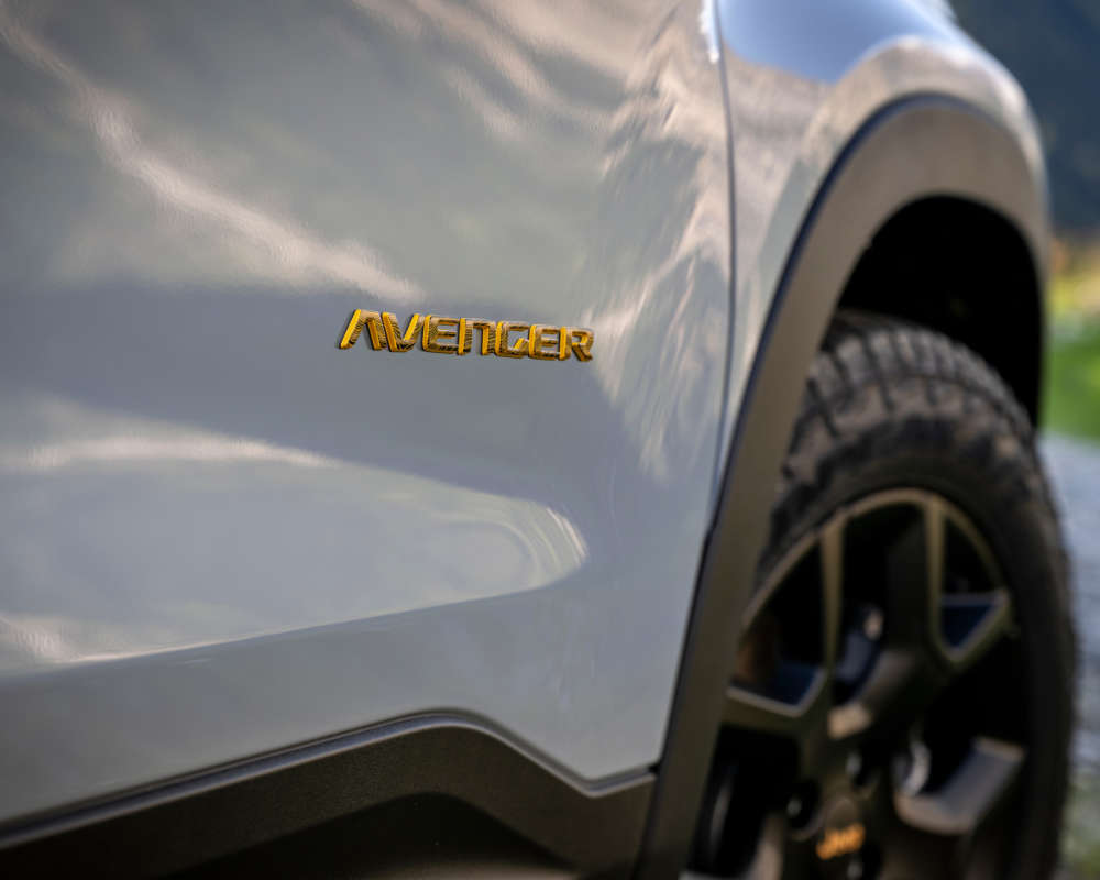 Jeep Avenger 4xe The North Face Edition, особливий напис