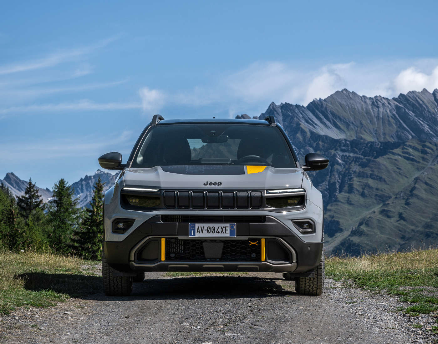 Jeep Avenger 4xe The North Face, вигляд спереду