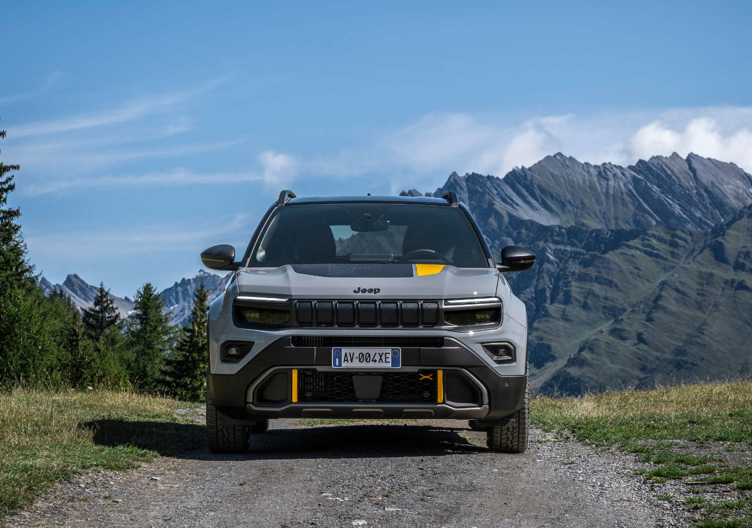 Jeep Avenger 4xe The North Face, вигляд спереду