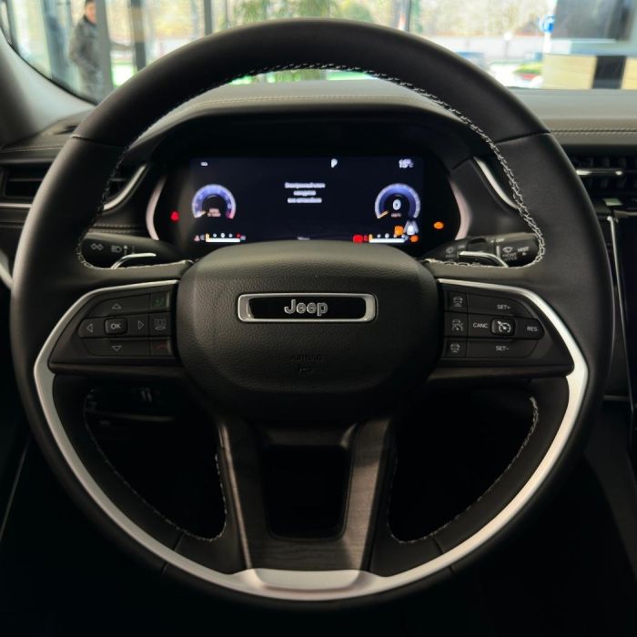 JEEP® GRAND CHEROKEE Limited 2023