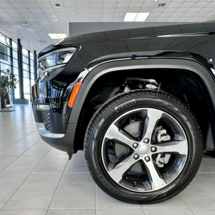 JEEP® GRAND CHEROKEE Limited 2023