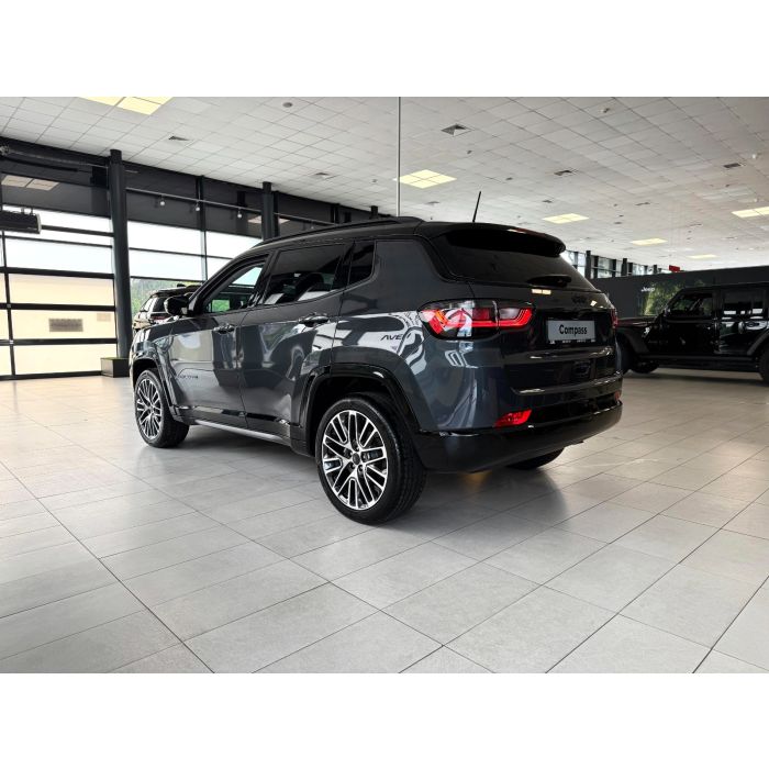 JEEP® COMPASS Summit 2025