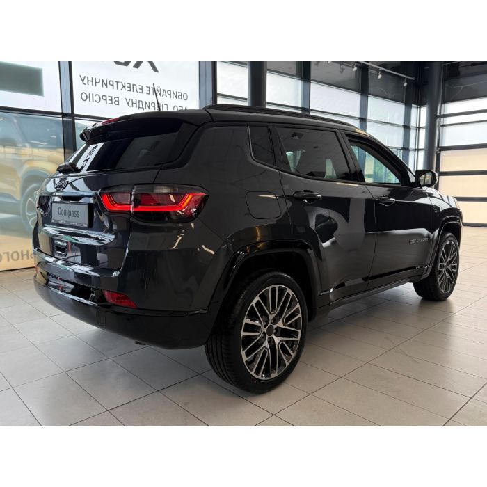 JEEP® COMPASS Summit 2025