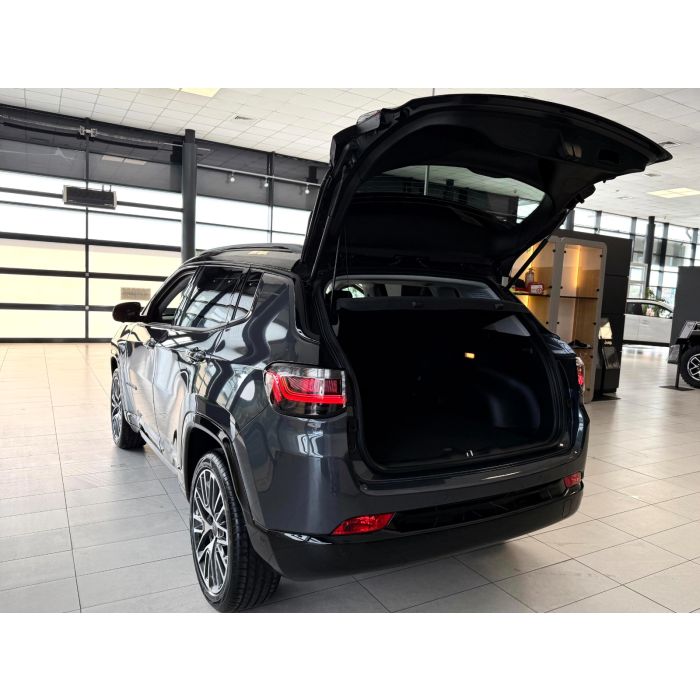 JEEP® COMPASS Summit 2025