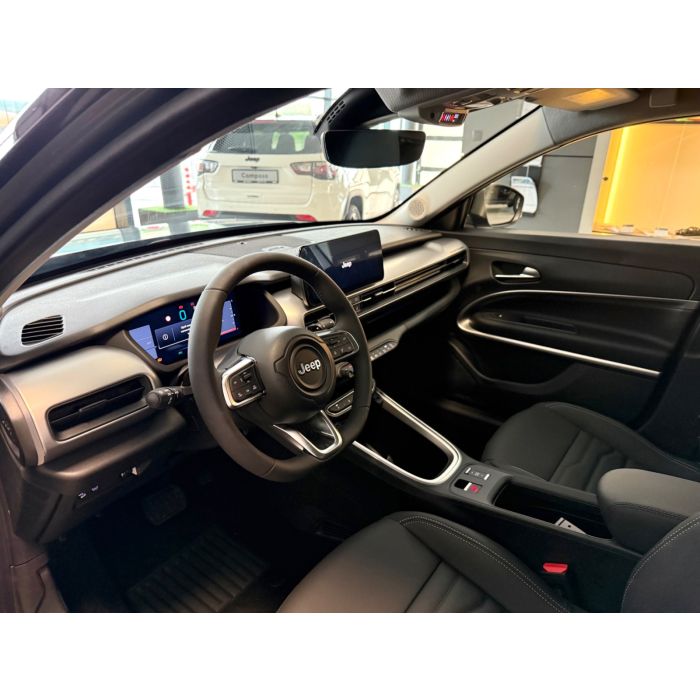 JEEP® AVENGER 2025