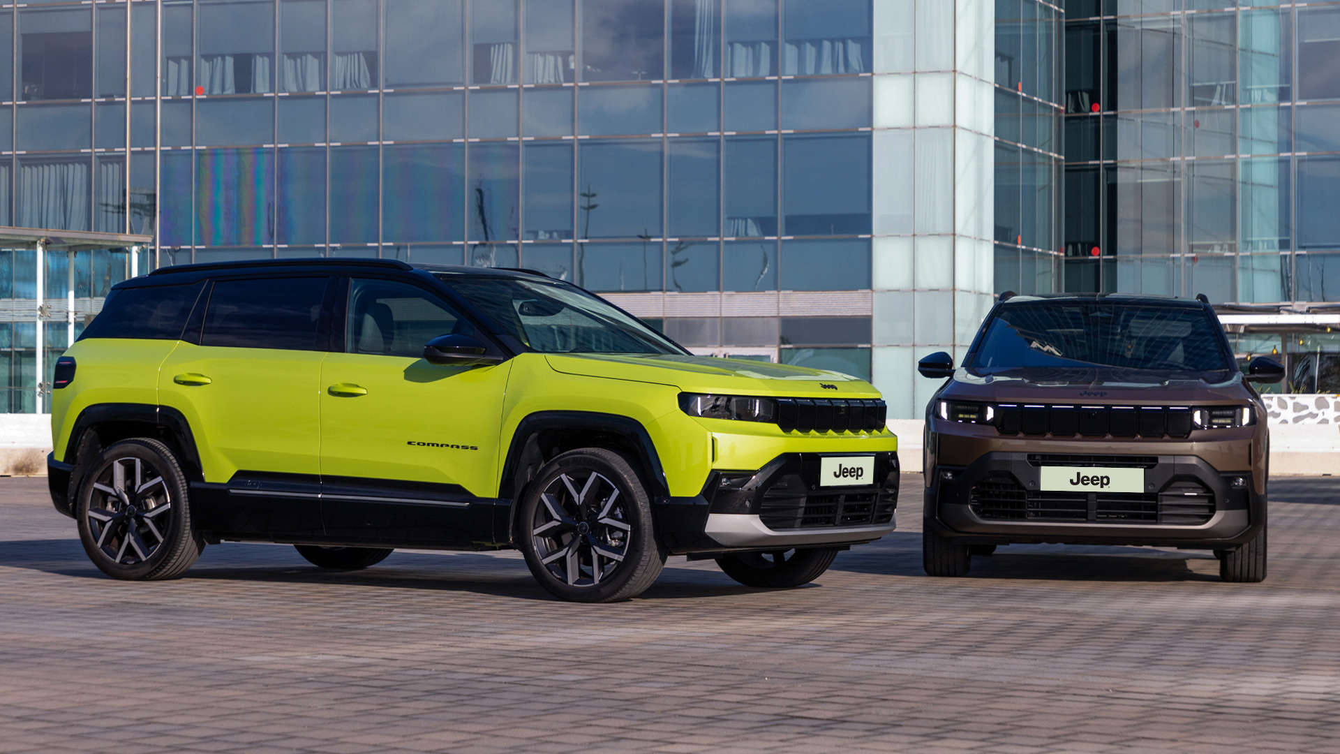 Новий Jeep Compass, два автомобілі