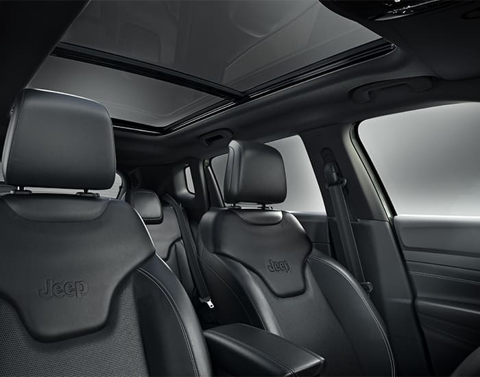Jeep Compass, передні сидіння з підігрівом