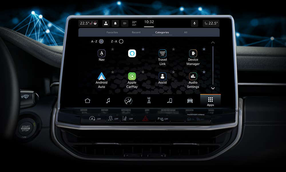 Jeep Compass, салон, система Uconnect